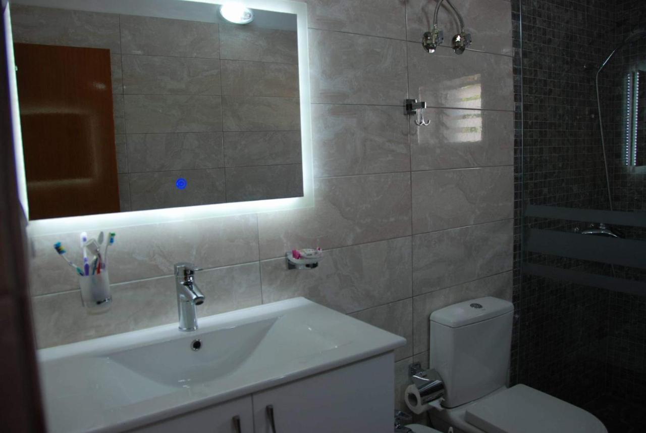 The Hill Apartment Sarande Exterior photo